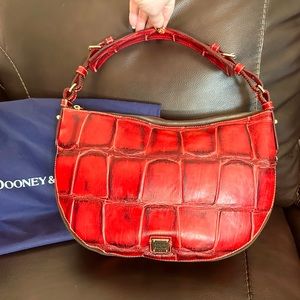 EUC Dooney Red Croco Leather Shoulder Bag w/ Dustbag